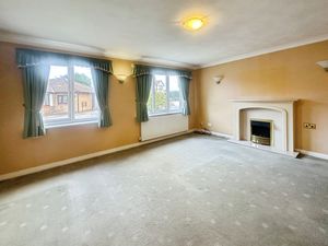 Lounge- click for photo gallery